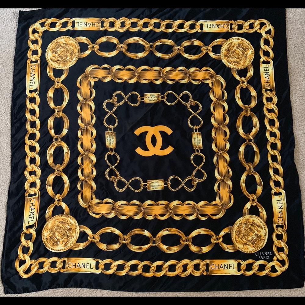 Beautiful Chanel Scarf black and gold used once.